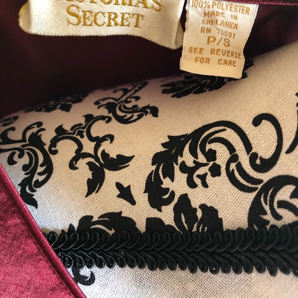 ❣️Victoria Secret SleepShirt ❣️ - Picture 8 of 8